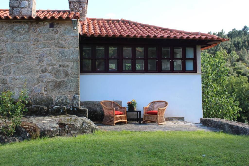 Casa Das Saras Villa Goncalo  Exteriör bild